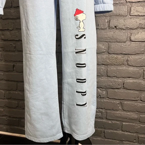SNOOPY Light Blue Sweatshirt Outfit Set Size Medium - Picture 4 of 16